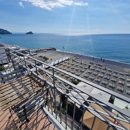 Albergo Miramare Spotorno Esterno foto