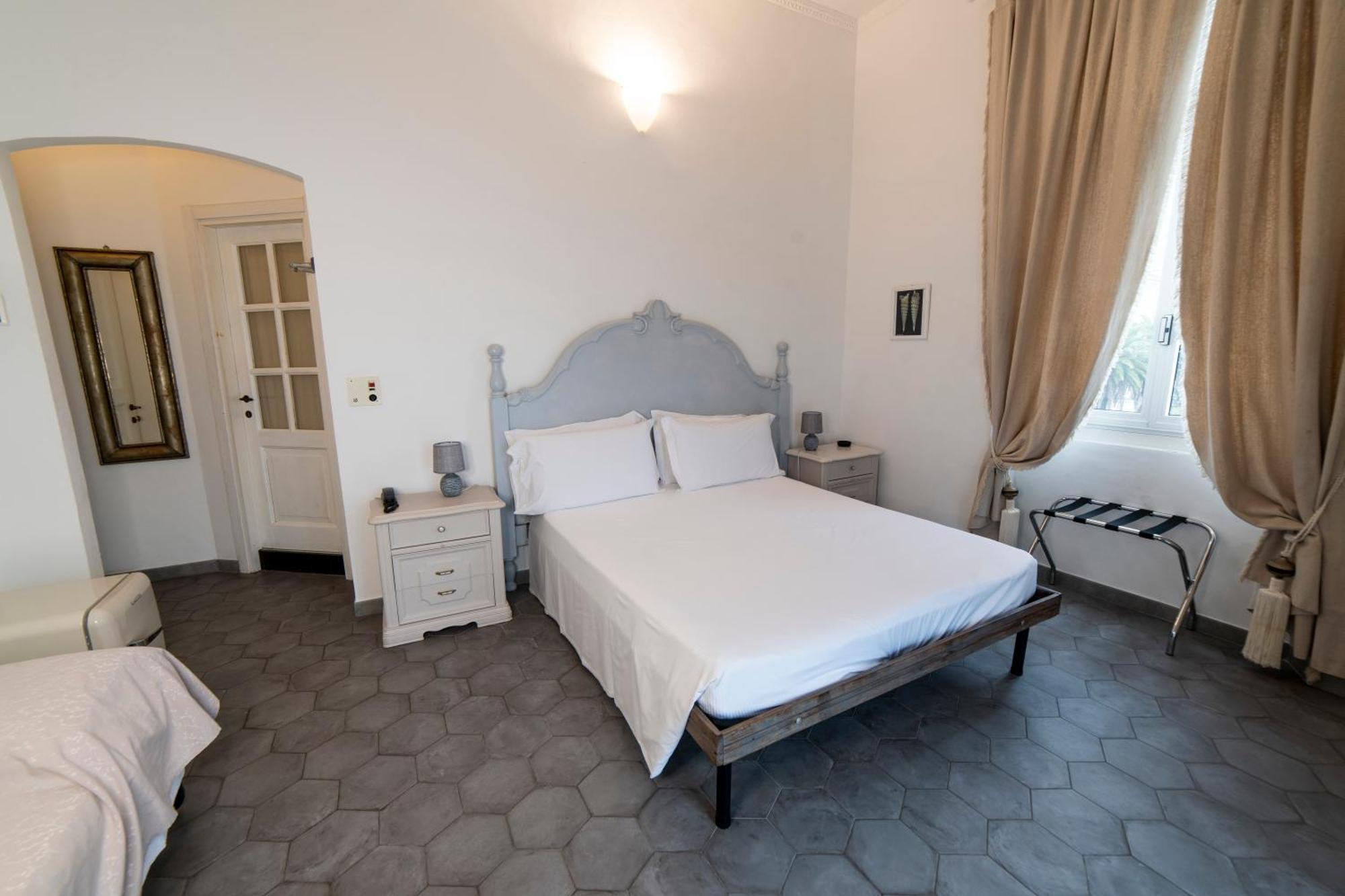 Albergo Miramare Spotorno Camera foto