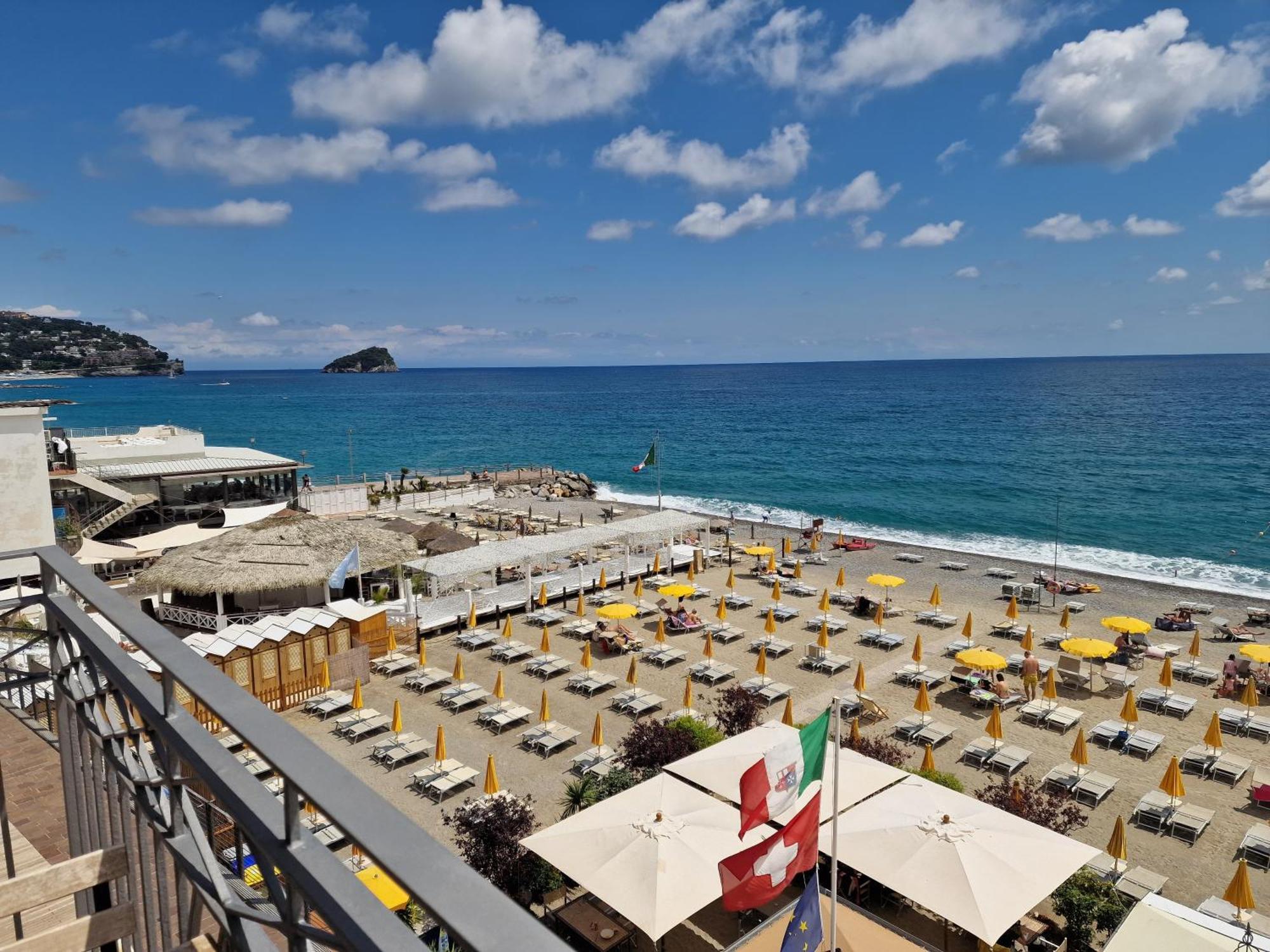 Albergo Miramare Spotorno Camera foto