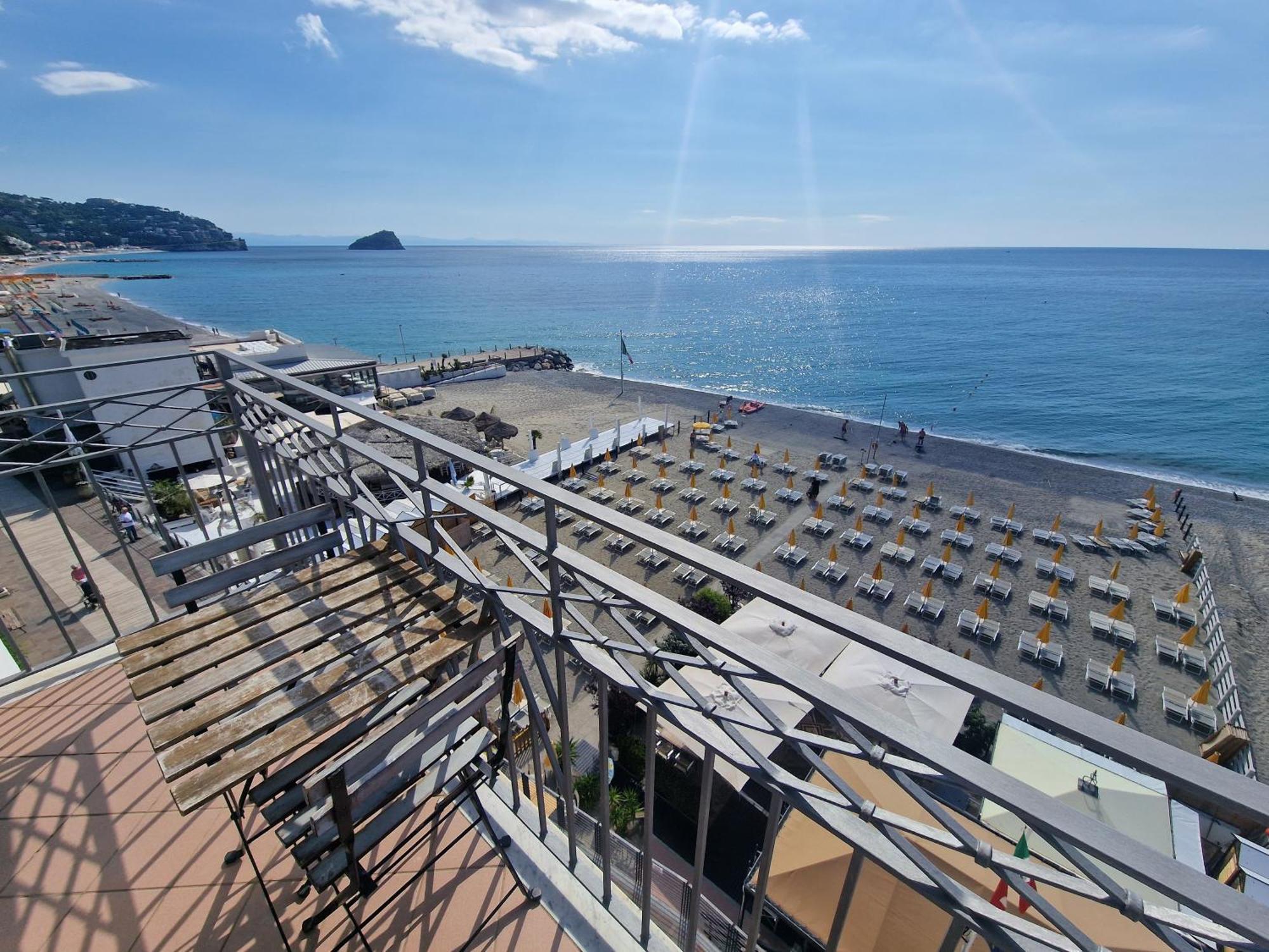 Albergo Miramare Spotorno Esterno foto