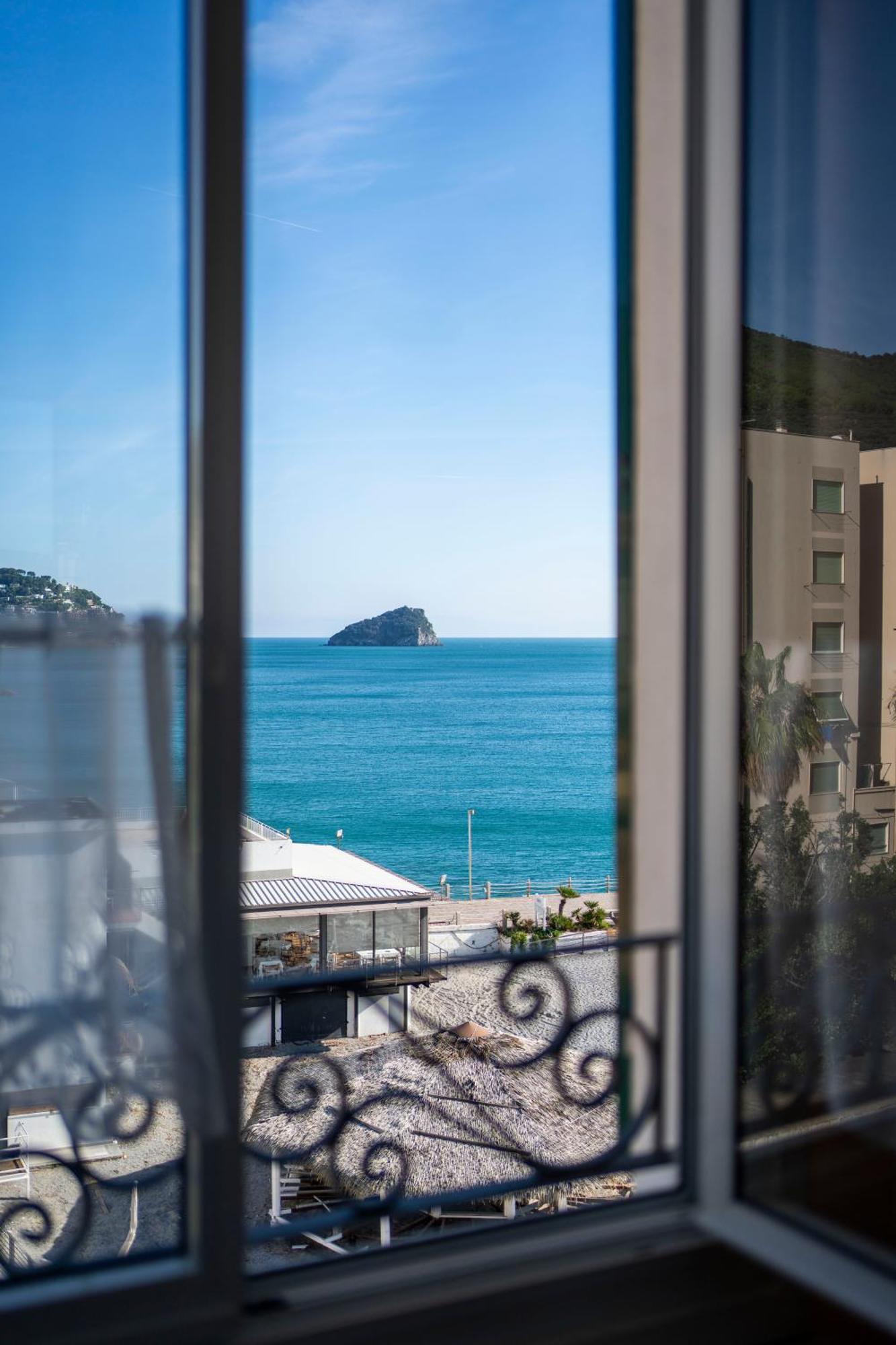 Albergo Miramare Spotorno Esterno foto