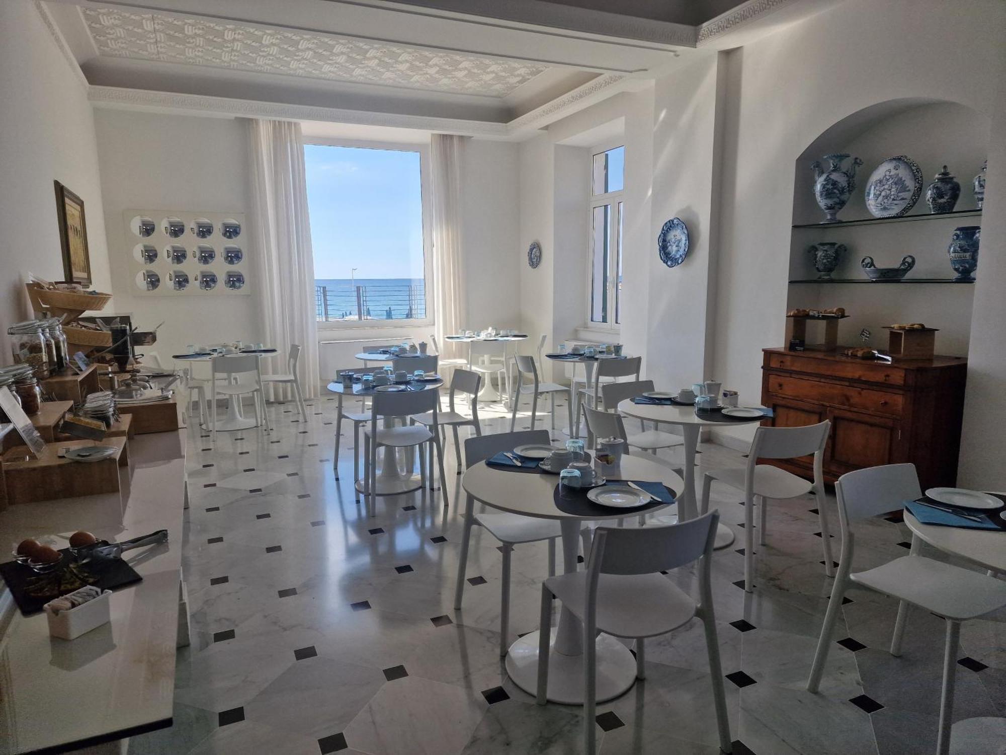 Albergo Miramare Spotorno Esterno foto
